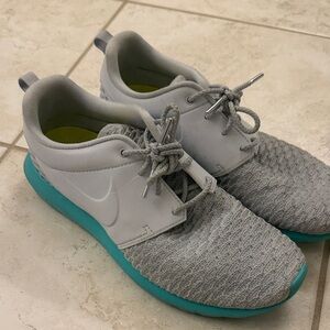 Nike Men's Gray and Aqua Sneakers